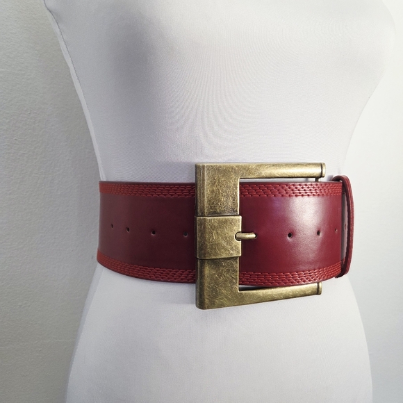 Wide Red Belt With Brass Buckle - Picture 6 of 8